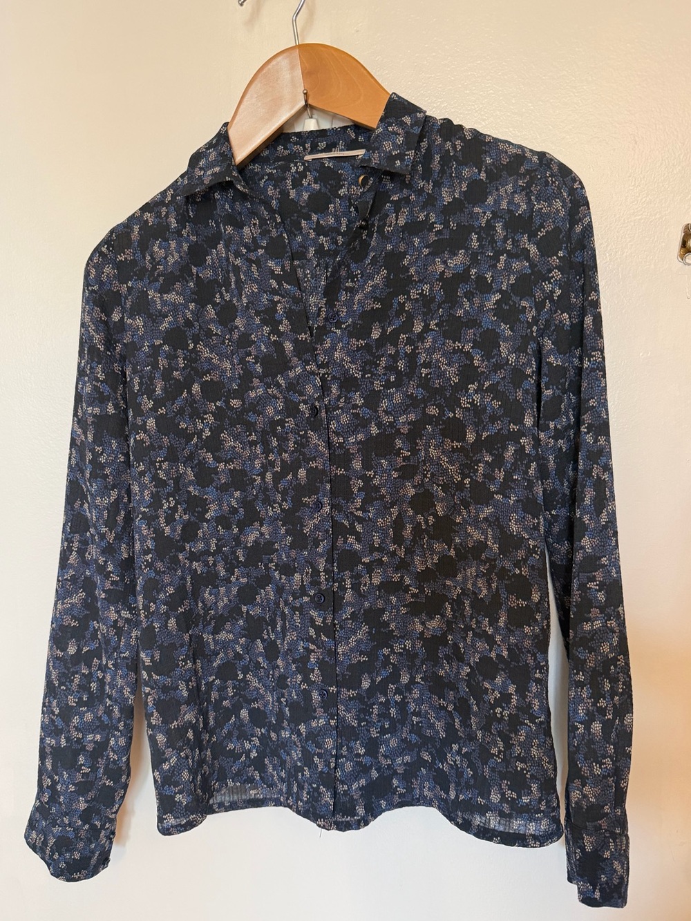Sessun Navy Floral Button-Front Blouse